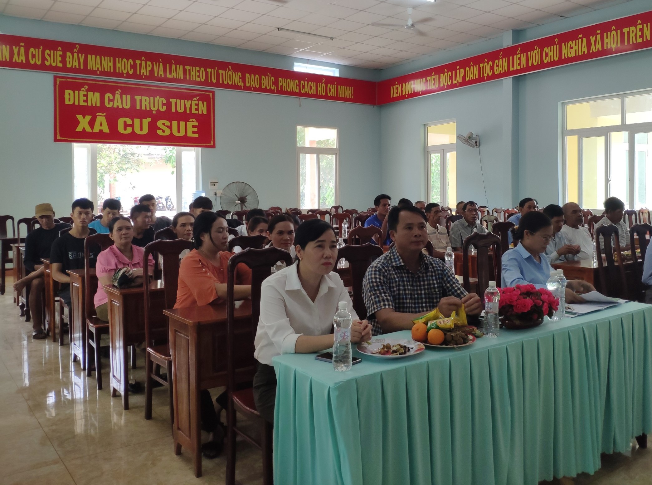 trao thuong lhncdt (5)
